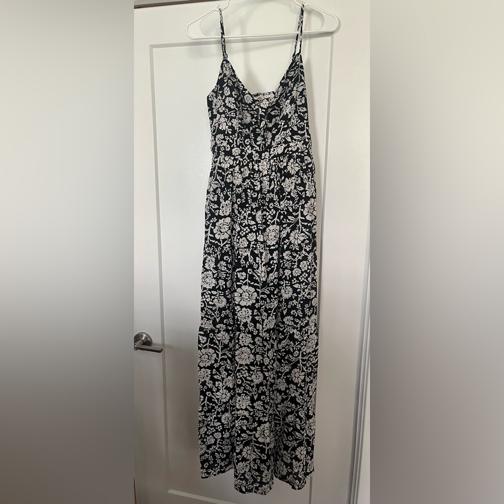 Francesca’s maxi dress - size small- floral - black and white - unworn w/ tags